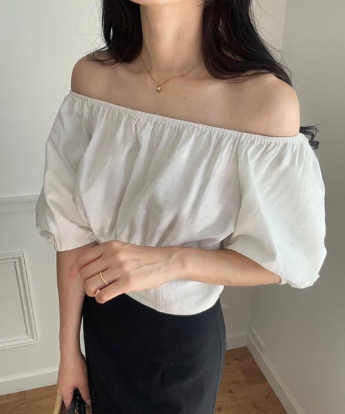 LAUIR(ラウアー)の「2wayオフショル半袖トップス(シャツ/ブラウス・レディース・ホワイト/ナチュラル/ブラック・LARGE/MEDIUM)」の14枚目の写真