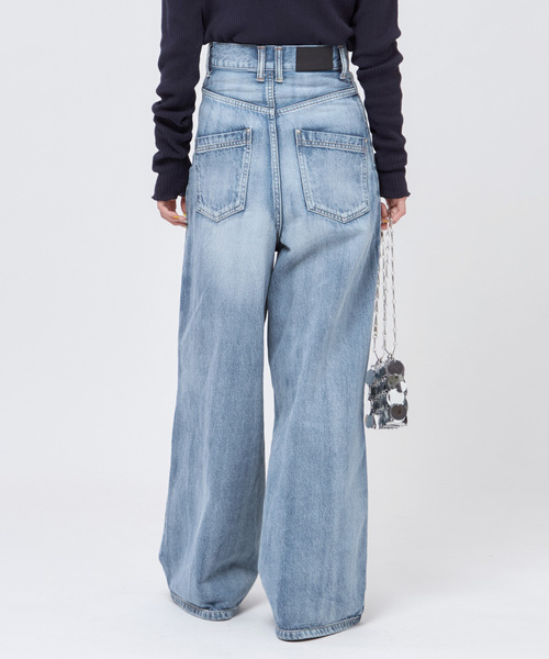 Juha（ユハ）の「【JUHA/ユハ】別注スーパーハイウエストデニム（デニムパンツ・レディース・ブルー・34/36/38）」の18枚目の写真