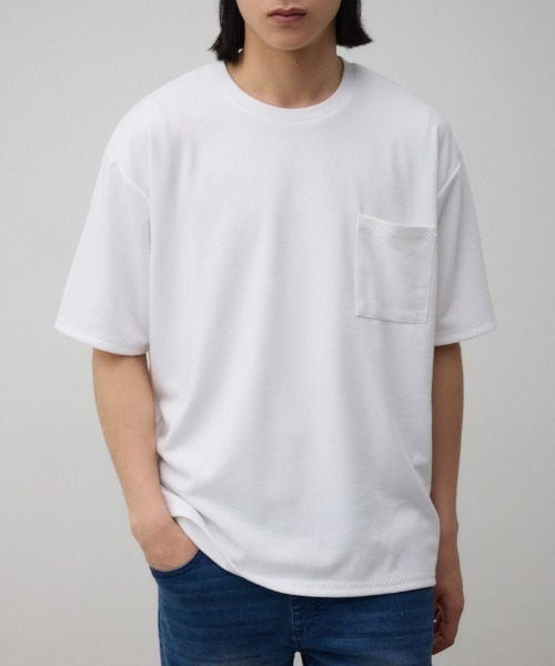 AZUL by moussy(アズールバイマウジー)の「ステッチデザインポケットTシャツ(Tシャツ/カットソー・メンズ・ホワイト/ブラック/グレー・MEDIUM/LARGE)」の1枚目の写真