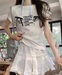 サテンリボンつきロゴ半袖Tシャツ