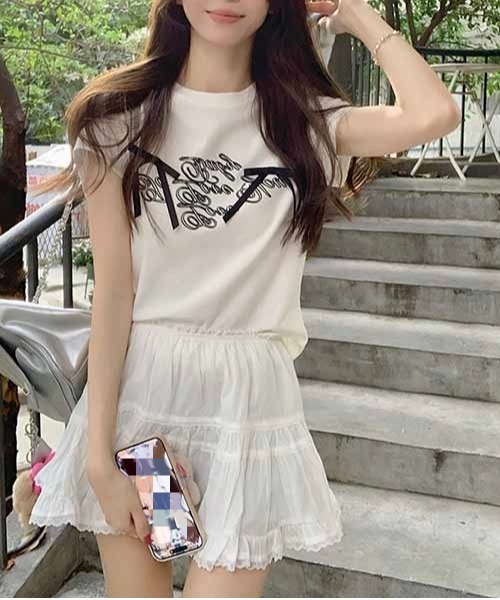 gossip!ロサンゼルス(ゴシップロサンゼルス)の「サテンリボンつきロゴ半袖Tシャツ(Tシャツ/カットソー・レディース・ブラック/オフホワイト・FREE)」の19枚目の写真