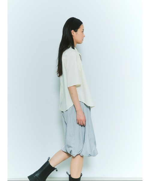 CHAROL（シャロル）の「バルーンキャミワンピース（ワンピース・レディース・ブラック/グレー・FREE）」の4枚目の写真