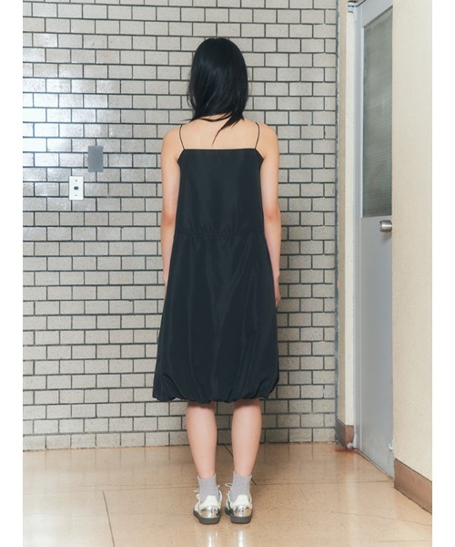 CHAROL（シャロル）の「バルーンキャミワンピース（ワンピース・レディース・ブラック/グレー・FREE）」の9枚目の写真