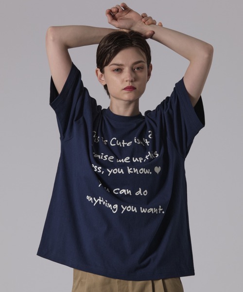 ONCILY（オンシェリー）の「BIG LOGO T-SHIRT / ビッグロゴTシャツ（Tシャツ/カットソー・メンズ・ブラック/ネイビー/オフホワイト・LARGE/MEDIUM/SMALL）」の4枚目の写真