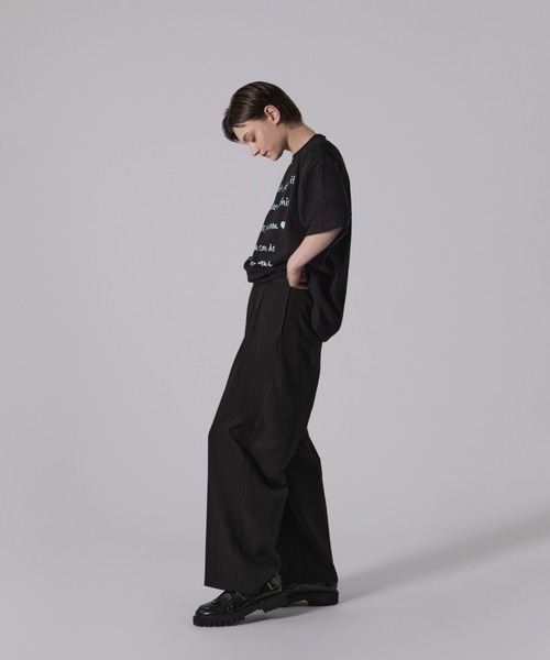 ONCILY（オンシェリー）の「BIG LOGO T-SHIRT / ビッグロゴTシャツ（Tシャツ/カットソー・メンズ・ブラック/ネイビー/オフホワイト・LARGE/MEDIUM/SMALL）」の22枚目の写真