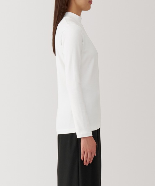 無印良品(ムジルシリョウヒン)の「婦人 起毛フライス編みハイネック長袖Tシャツ(Tシャツ/カットソー・レディース・ホワイト系/ブラック/ピンク/ライトグレー/ホワイト/ブラック系・XL/L/M/S)」の8枚目の写真