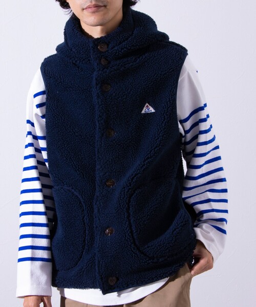 GEVACO（ゲバコ）の「【GEVACO/ゲバコ】ボア フードベスト ワンポイントロゴ UNISEX（ベスト・メンズ・ミント/ネイビー・M/L）」の2枚目の写真