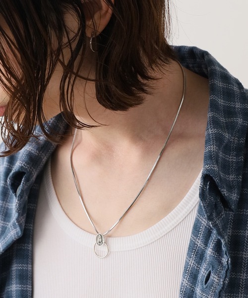 blatto(ブラット)の「blatto/ブラット 925シルバートップ サングラスかけ GLASSES HOLDER ネックレス bla-necklace-00400 メンズ 夏物 夏服(ネックレス・メンズ・シルバー系その他5/シルバー系その他3/シルバー系その他6/シルバー系その他4/シルバー系その他2/シルバー系その他7/シルバー系3/シルバー系4/シルバー系5/シルバー系6/シルバー系7/シルバー系8/シルバー系9/A・ONE SIZE/FREE)」の9枚目の写真