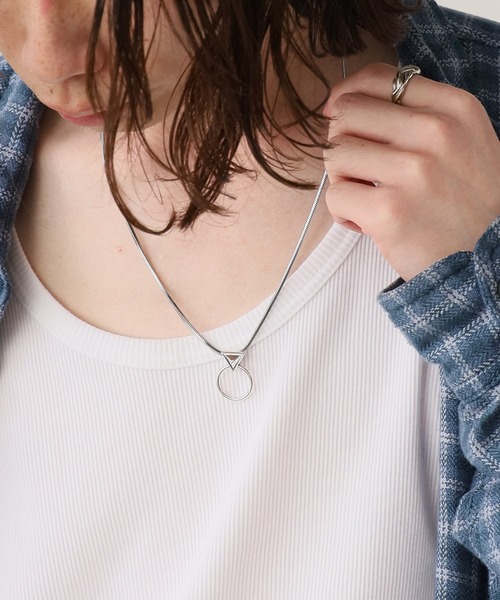 blatto(ブラット)の「blatto/ブラット 925シルバートップ サングラスかけ GLASSES HOLDER ネックレス bla-necklace-00400 メンズ 夏物 夏服(ネックレス・メンズ・シルバー系その他5/シルバー系その他3/シルバー系その他6/シルバー系その他4/シルバー系その他2/シルバー系その他7/シルバー系3/シルバー系4/シルバー系5/シルバー系6/シルバー系7/シルバー系8/シルバー系9/A・ONE SIZE/FREE)」の13枚目の写真