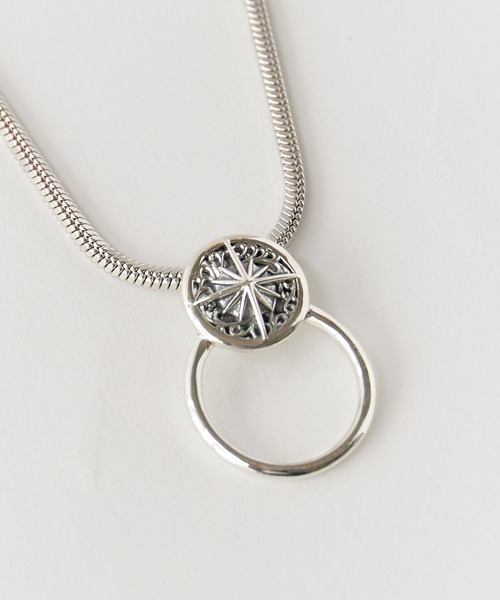blatto(ブラット)の「blatto/ブラット 925シルバートップ サングラスかけ GLASSES HOLDER ネックレス bla-necklace-00400 メンズ 夏物 夏服(ネックレス・メンズ・シルバー系その他5/シルバー系その他3/シルバー系その他6/シルバー系その他4/シルバー系その他2/シルバー系その他7/シルバー系3/シルバー系4/シルバー系5/シルバー系6/シルバー系7/シルバー系8/シルバー系9/A・ONE SIZE/FREE)」の16枚目の写真