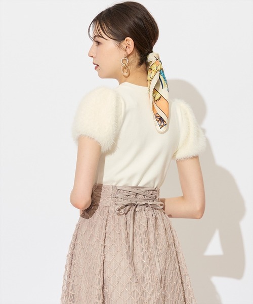 SWINGLE（スウィングル）の「ふわふわフェザースリーブラメニットプルオーバー（ニット/セーター・レディース・ブルー/アイボリー/カーキ/ブラック/ピンク・FREE）」の9枚目の写真