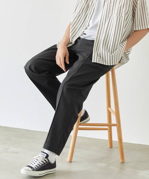 coca（coca）（コカ）の「ピンタックイージーチノパンツ（チノパンツ・メンズ・ブラック/カーキ・M/L/XL）」の2枚目の写真