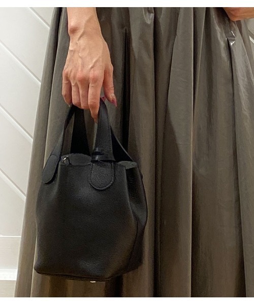 RIPANI(リパーニ)の「★【RIPANI/リパーニ】ANNAレザートートバッグ(小)(トートバッグ・レディース・ブラック/グレー/レッド・FREE)」の2枚目の写真