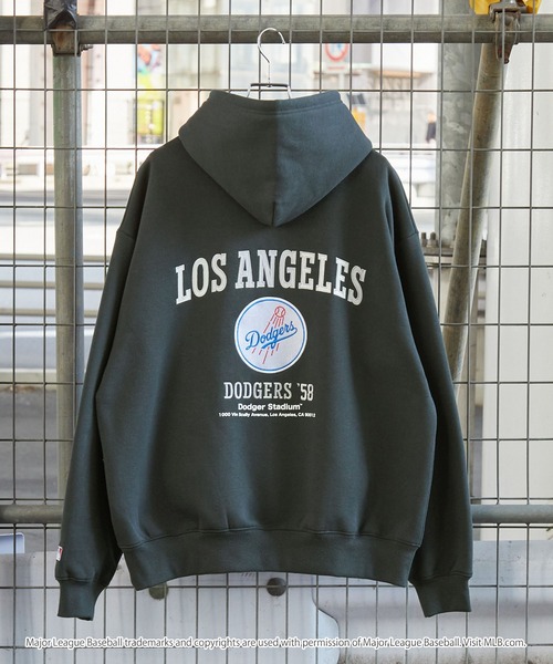 【別注】 MLB公式 パドレス ロゴ刺繍バックデザイン 裏起毛フーディーパーカー MLB/メジャーリーグベースボール 別注 ロゴ刺繍バックデザイン