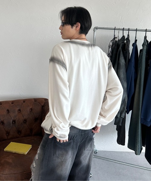 sedacle（セダクル）の「スプレー風プリントスウェット（Tシャツ/カットソー・メンズ・ベージュ/アイボリー・SMALL/MEDIUM/LARGE）」の4枚目の写真