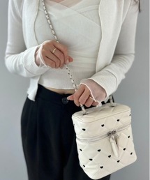 ipugo（イプゴ）の「ipugo/イプゴ ハート刺繍 キルティングチェーン バニティバッグ（ショルダーバッグ）」