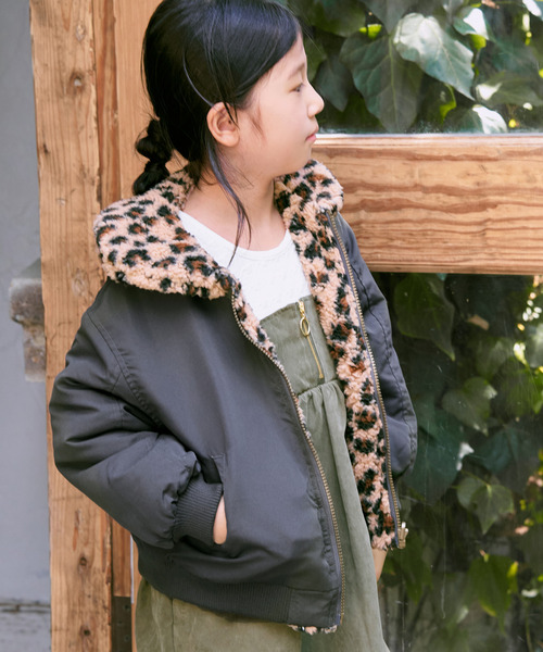 ikka（イッカ）の「リバーシブルボアブルゾン（110~160cm）（ブルゾン・キッズ・オリーブ/ダークグレー/ベージュ・S/M/L/XL/XS）」の5枚目の写真
