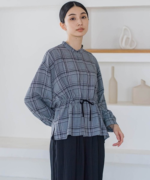 la.f…（ラエフ）の「ドロストペプラムチェックブラウス≪洗濯機で洗える≫（シャツ/ブラウス・レディース・ブラック系その他/ダークベージュ・9号/7号）」の6枚目の写真