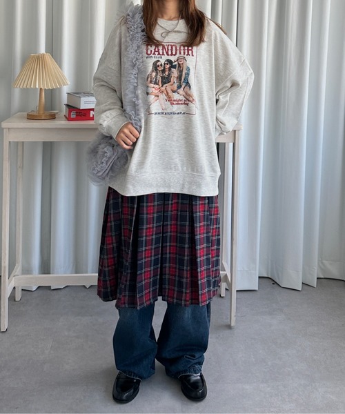 kutir(クティール)の「アソートデザインスウェットプルオーバー(スウェット・レディース・チャコール/オートミール/ダークグレー/ボルドー/ブルー/グレー・FREE)」の15枚目の写真