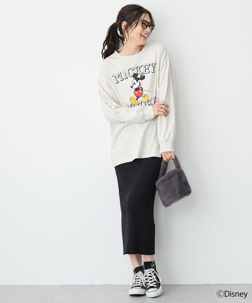 Disney(ディズニー)の「【anyfee】《Disney/ディズニー》ミッキーマウスオールドグラフィックプリントTシャツ(Tシャツ/カットソー・レディース・アイボリー/チャコール・M-L/LL~3L/4L~5L)」の5枚目の写真