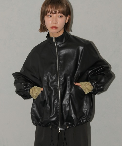 cheriella（シェリエラ）の「【cheriella】サイドドロストレザーライクビッグブルゾン（ブルゾン・レディース・ブラック・FREE）」の21枚目の写真