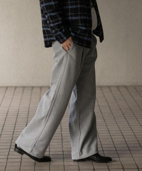 SENSE OF PLACE by URBAN RESEARCH（センスオブプレイスバイアーバンリサーチ）の「ジャージメルトンタックワイドパンツ（その他パンツ・メンズ・ブラック/チャコールグレー/ライトグレー・MEDIUM/LARGE）」の5枚目の写真