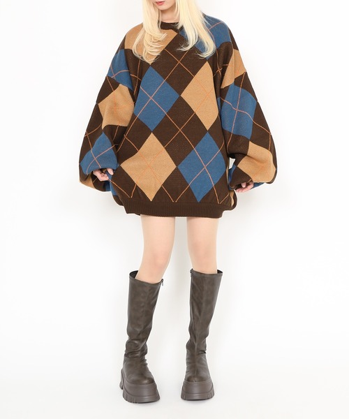 PUNYUS（プニュズ）の「アーガイル柄ニット（ニット/セーター・レディース・ネイビー/ブラウン・1/2/3/4）」の6枚目の写真