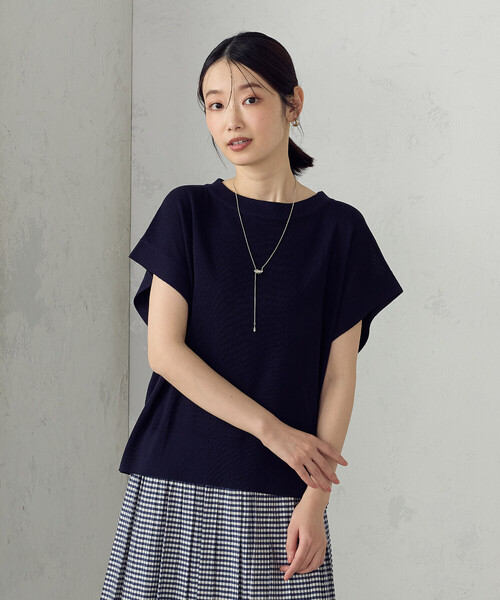 COMME CA ISM(コムサイズム)の「【洗濯機で洗える】ニットTシャツ(ニット/セーター・レディース・グリーン/ネイビー/サックスブルー/グレイッシュベージュ・FREE)」の9枚目の写真