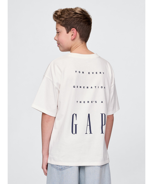 GAP（ギャップ）の「GAPロゴ ポケット Tシャツ (キッズ)（Tシャツ/カットソー・キッズ・オフホワイト/ブルー/ブラック/イエロー・140cm/120cm/150cm/130cm/160cm）」の2枚目の写真