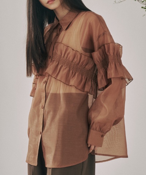 moi tytto(モイテュット)の「シアーフリルシャツ(シャツ/ブラウス・レディース・ナチュラル/ブラウン・FREE)」の3枚目の写真