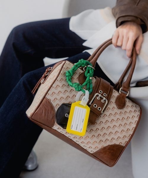 JEANASIS（ジーナシス）の「カラーロープチャームストラップ/284103（スマホグッズ・レディース・オレンジ系その他/レッド系その他/ホワイト系その他/グリーン系その他・FREE）」の3枚目の写真