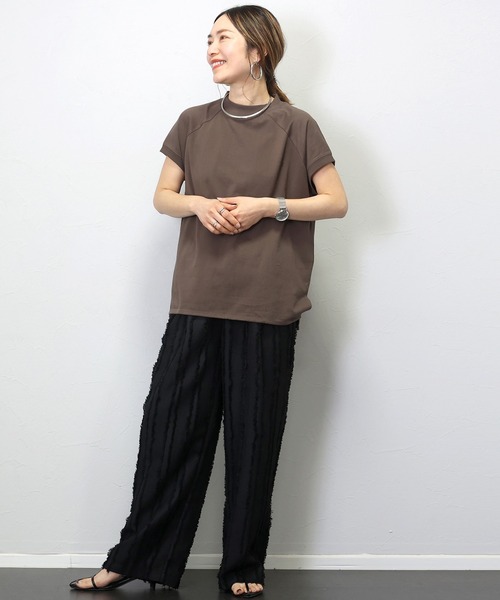 Aletta vita(アレッタビータ)の「綿リブ襟モックネックフレンチプルオーバー(Tシャツ/カットソー・レディース・ブラック/ブラウン系その他/オフホワイト・FREE)」の9枚目の写真