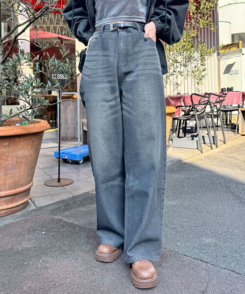 CIAOPANIC（チャオパニック）の「オーバーダイブラストワイドデニム（デニムパンツ・レディース・ブルー/ブラック/ネイビー・MEDIUM/LARGE/SMALL）」の5枚目の写真