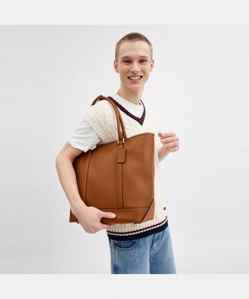 メトロポリタン トート 32（トートバッグ）｜COACH（コーチ）の