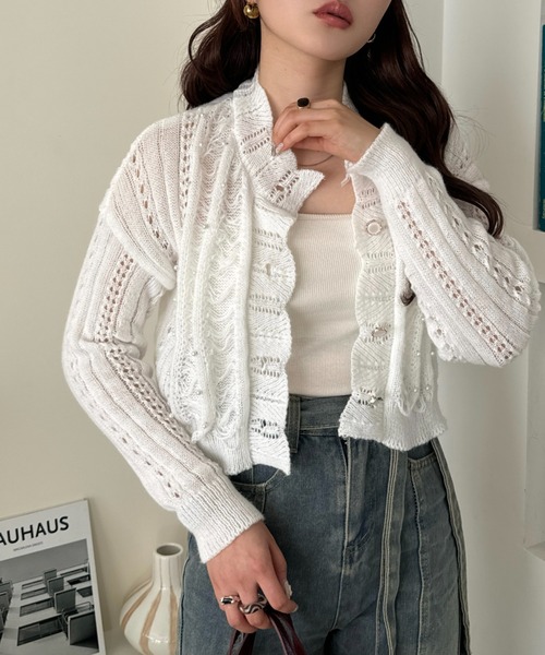 efill(エフィル)の「ショート丈 パール 花びら カーディガン(カーディガン/ボレロ・レディース・ホワイト・FREE)」の17枚目の写真