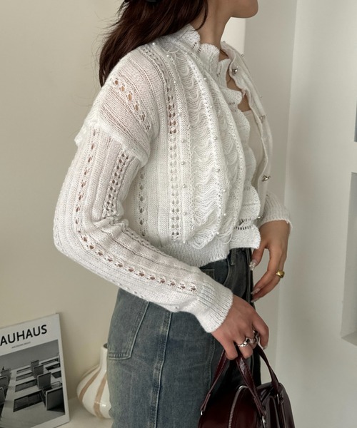 efill(エフィル)の「ショート丈 パール 花びら カーディガン(カーディガン/ボレロ・レディース・ホワイト・FREE)」の18枚目の写真