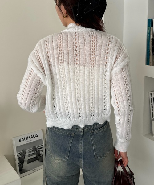 efill(エフィル)の「ショート丈 パール 花びら カーディガン(カーディガン/ボレロ・レディース・ホワイト・FREE)」の19枚目の写真
