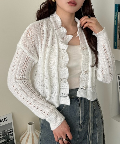 efill(エフィル)の「ショート丈 パール 花びら カーディガン(カーディガン/ボレロ・レディース・ホワイト・FREE)」の5枚目の写真