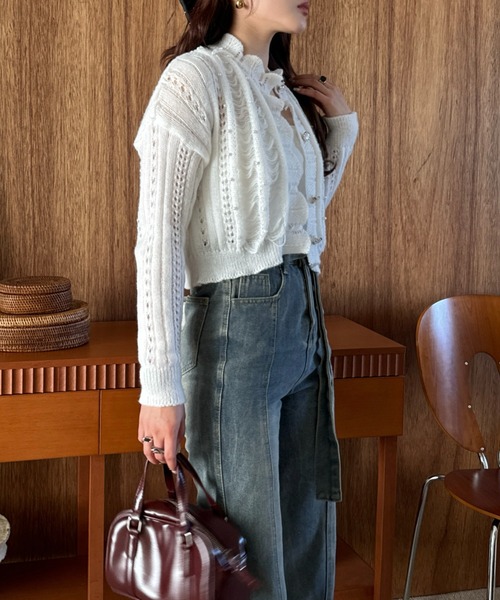 efill(エフィル)の「ショート丈 パール 花びら カーディガン(カーディガン/ボレロ・レディース・ホワイト・FREE)」の8枚目の写真