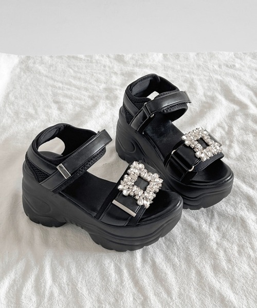 SUITROOM★バックル ベルクロ 厚底サンダル 7cm SUITROOM☆バックル ベルクロ 厚底サンダル 7cm