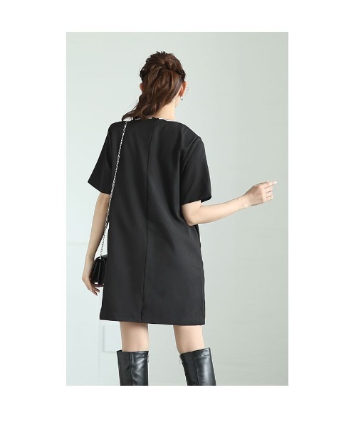 Sawa a la mode(サワアラモード)の「Vネックビジューリボンミニワンピース(ワンピース・レディース・ブラック・FREE)」の7枚目の写真