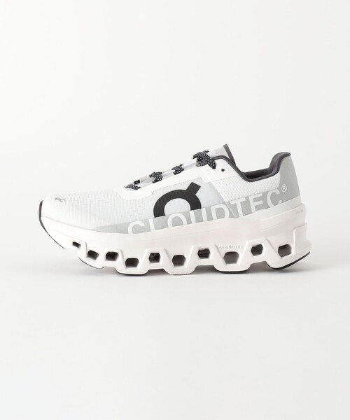 On（オン）の「＜On＞CLOUD MONSTER スニーカー（スニーカー・レディース・ホワイト・23cm/24cm/23.5cm/24.5cm/25cm）」の3枚目の写真