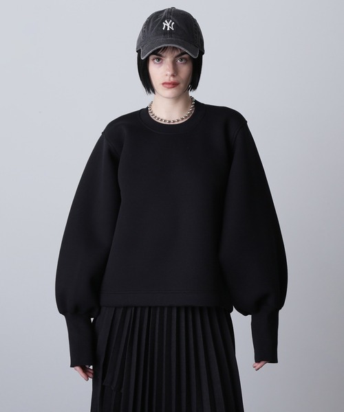 ROSE BUD(ローズバッド)の「(mici)BACK VOLUME TOP(スウェット・レディース・ホワイト/ブラック・ONE SIZE)」の2枚目の写真