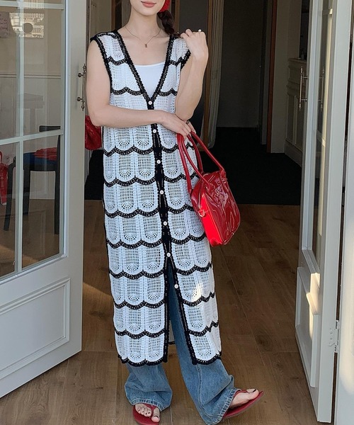 DAY CLOSET(デイ クローゼット)の「レディース 透け感パイピングクロシェ編みロングジレ(ベスト・レディース・アイボリー/ホワイト・FREE)」の4枚目の写真