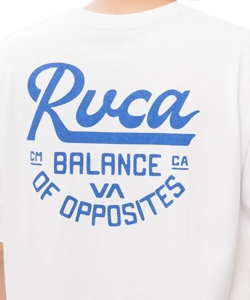 RVCA(ルーカ)の「RVCA メンズ SCRIPT SEALED SS Tシャツ 【2025年春夏モデル】/ルーカバックプリント半袖Tシャツ(Tシャツ/カットソー・メンズ・ブラック/ホワイト/グリーン系その他/ブルー系その他・SMALL/MEDIUM/LARGE/X-LARGE)」の7枚目の写真
