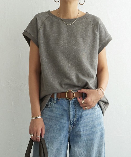 LBC(エルビーシー)の「ラメ裏毛ベストT(Tシャツ/カットソー・レディース・チャコールグレー/グレー/オフホワイト/ダークグレー/ベージュ・M)」の5枚目の写真