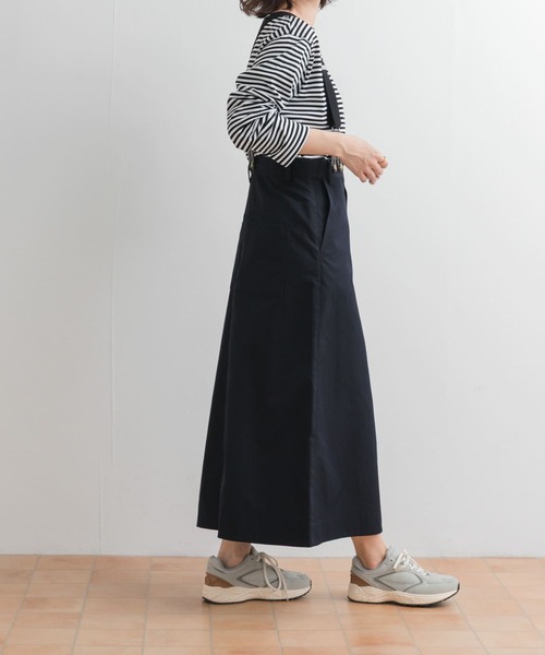 URBAN RESEARCH DOORS（アーバンリサーチドアーズ）の「サスペンダートラペーズスカート（スカート・レディース・ネイビー/ベージュ・MEDIUM）」の7枚目の写真