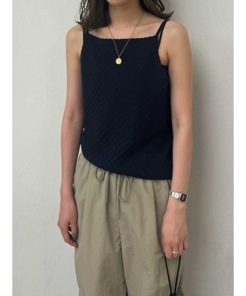 Mila Owen(ミラオーウェン)の「【セットアップ対応】クロシェアンサンブルキャミニットトップス(キャミソール・レディース・ホワイト/ネイビー/イエロー・FREE)」の18枚目の写真