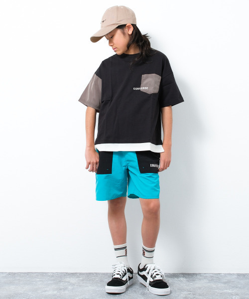 CONVERSE（コンバース）の「CONVERSE 別注フェイクレイヤードポケットTシャツ（Tシャツ/カットソー・キッズ・チャコールグレー/ブラック/ライトグレー・130/140/150/160）」の4枚目の写真