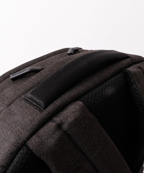 incase(インケース)の「【Incase/インケース】Crosstown Compact Backpack(バックパック/リュック・メンズ・ブラック・FREE)」の7枚目の写真
